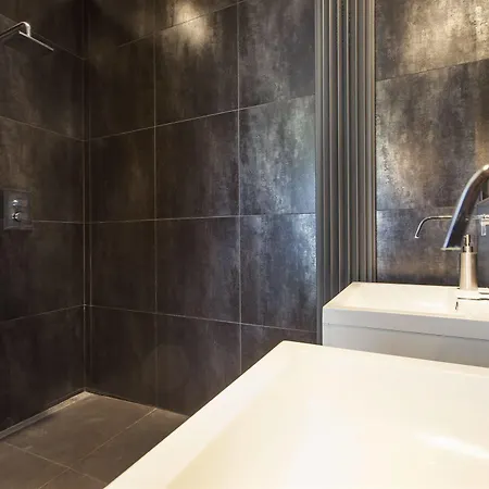 Laura Apartman Amszterdam